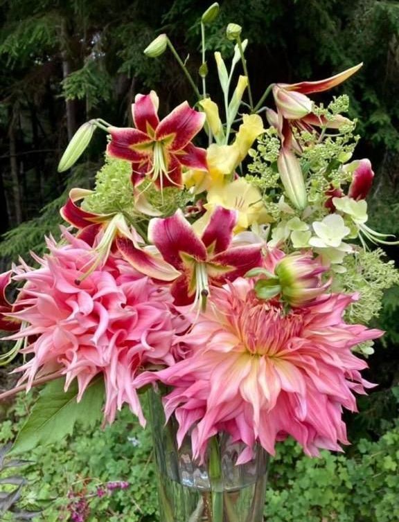 custom floral arrangement