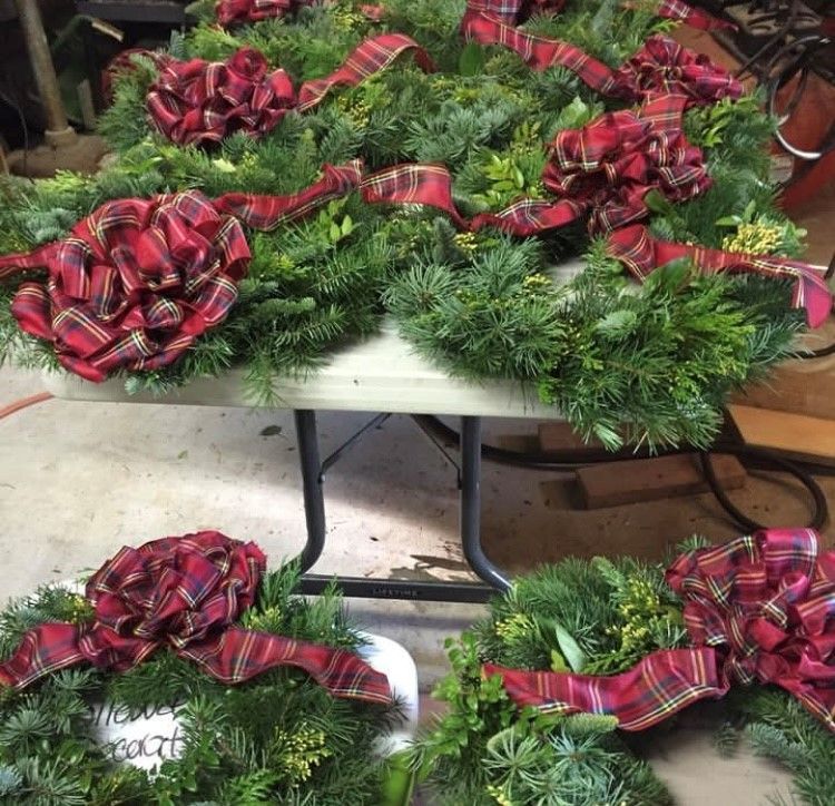 Custom Wreaths Whidbey Island
