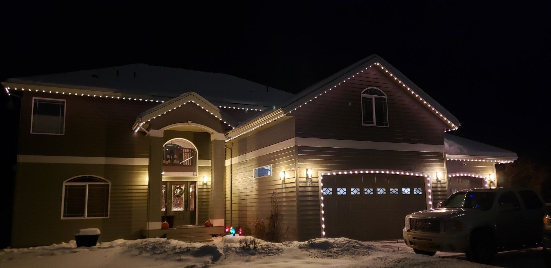 Trimlight Permanent holiday lighting