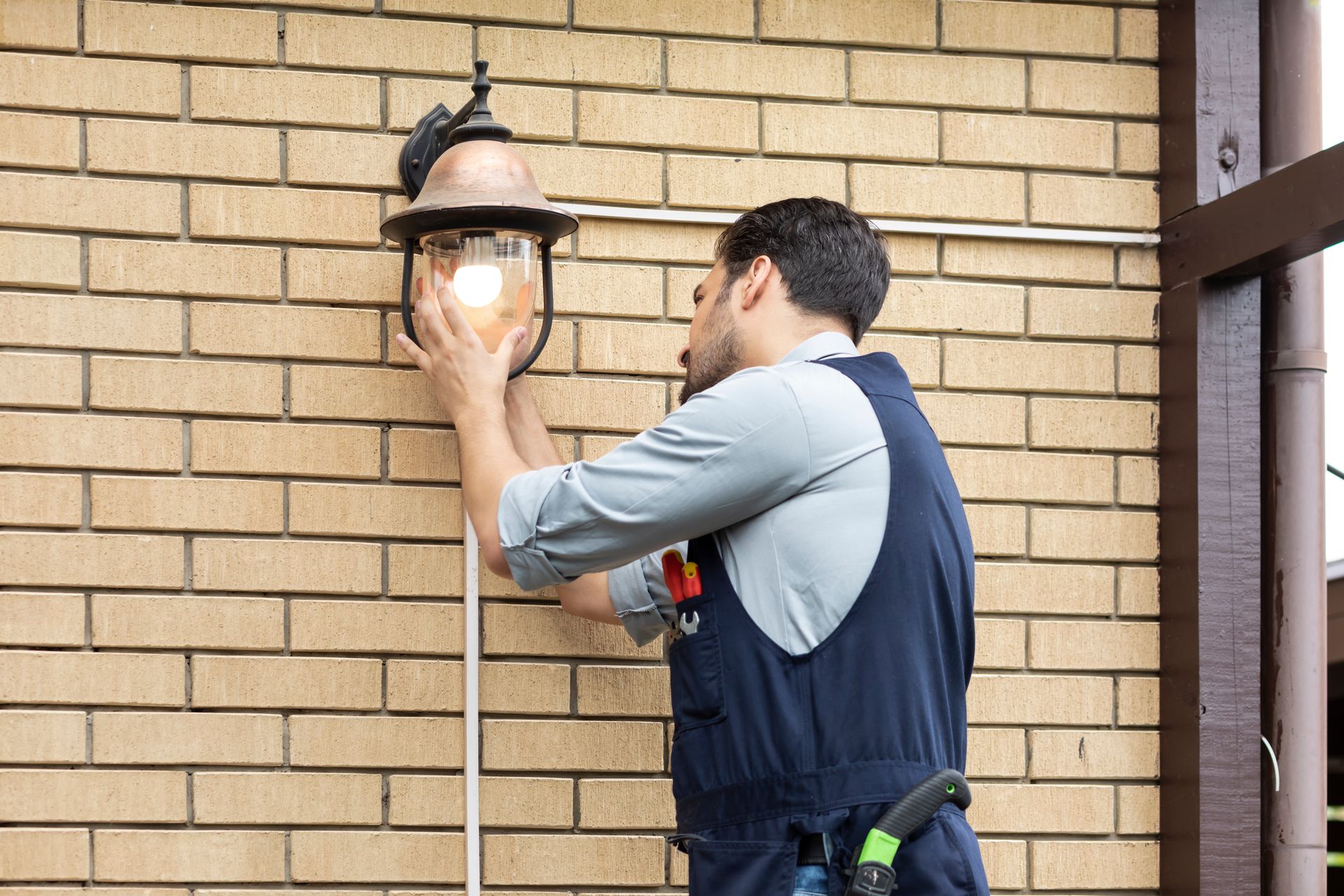 Outdoor Lighting Fixtures
