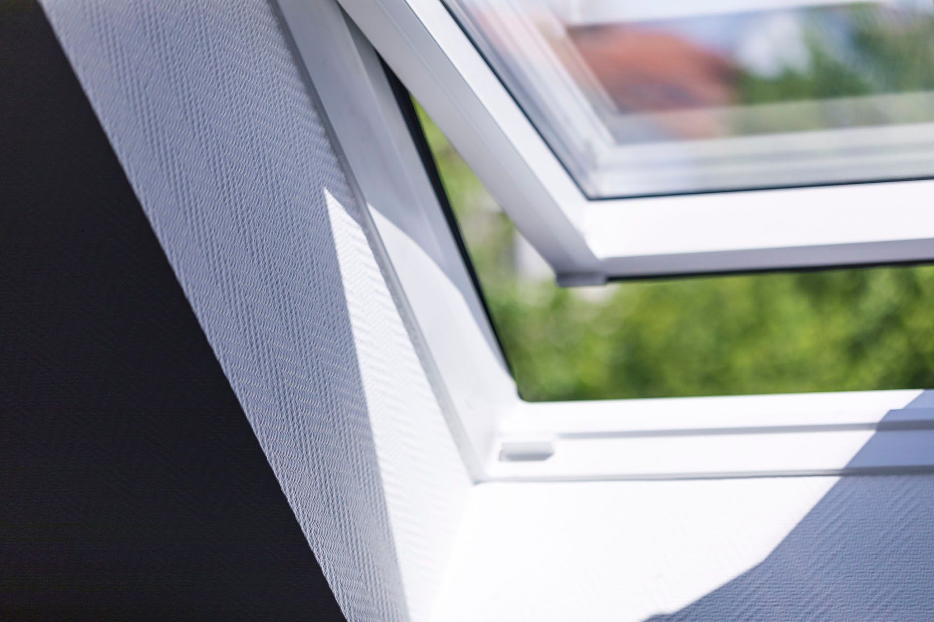 Skylight Window — Tampa, FL — Yowell’s Roofing