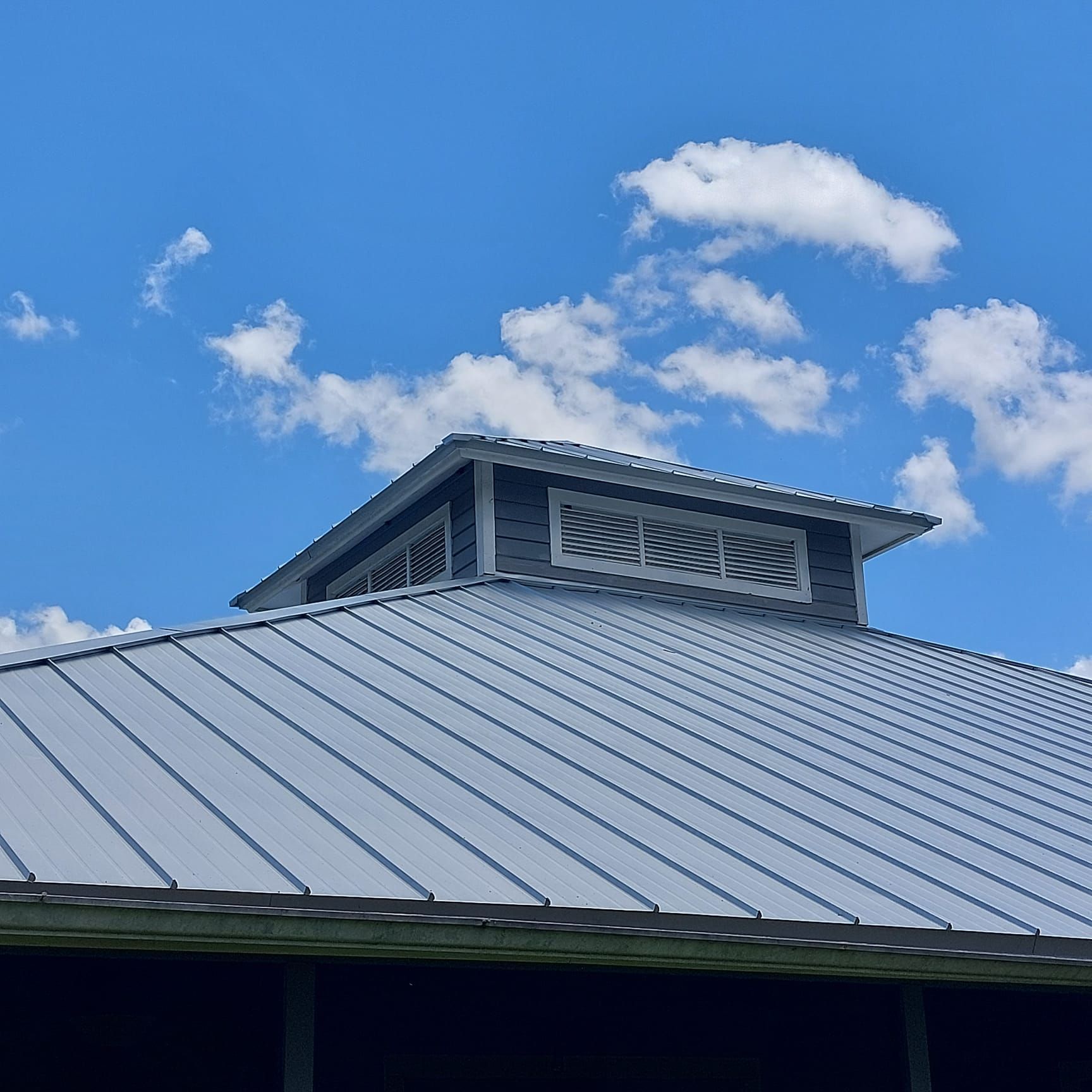 Roof with Vent — Tampa, FL — Yowell’s Roofing