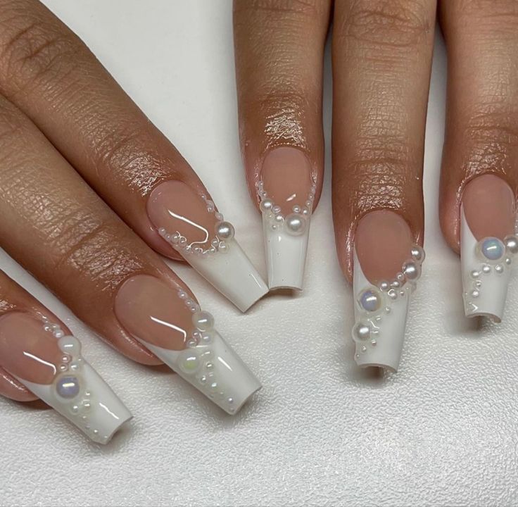 Hello Beauty Lounge Red Deer: Expert nail art services