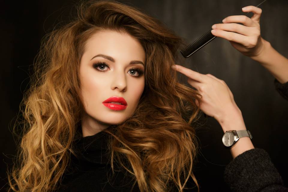 Hairdresser Talking Heads Unisex Hair Salon Kingsthorpe