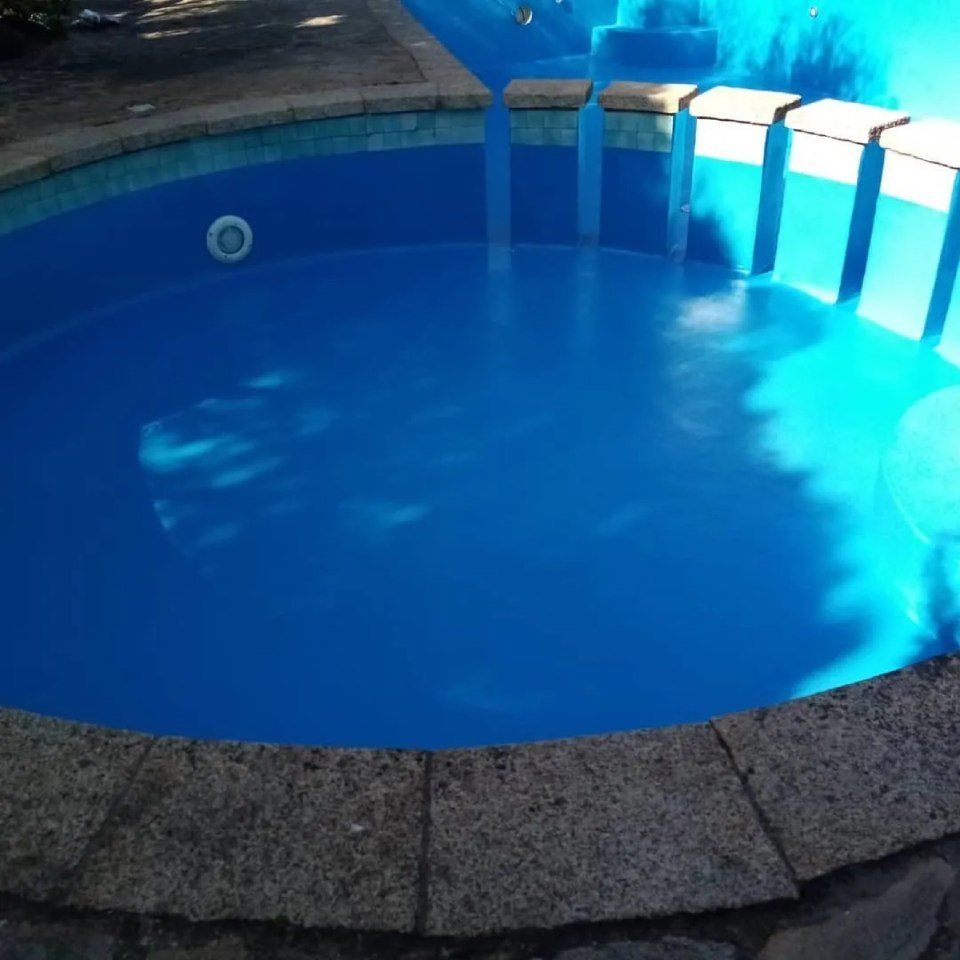 piscina tonda con guaina impermeabilizzante