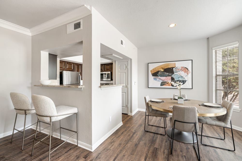 Photos of Marquis at Stonegate | Apartments & Townhomes in Fort Worth