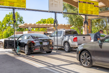 Car Wash in Encinitas, CA | CPLE - San Diego Gas and Wash - Promenade Shell