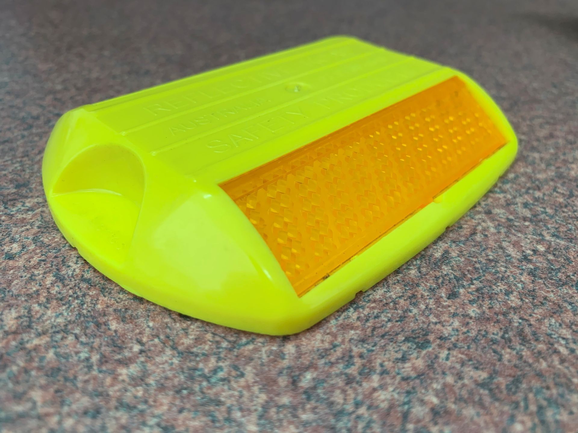 Reflective Markers on a Road | Beresfield, NSW | Whiteline Road Services