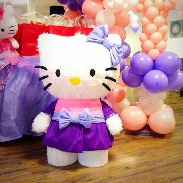Piñata Hello Kitty