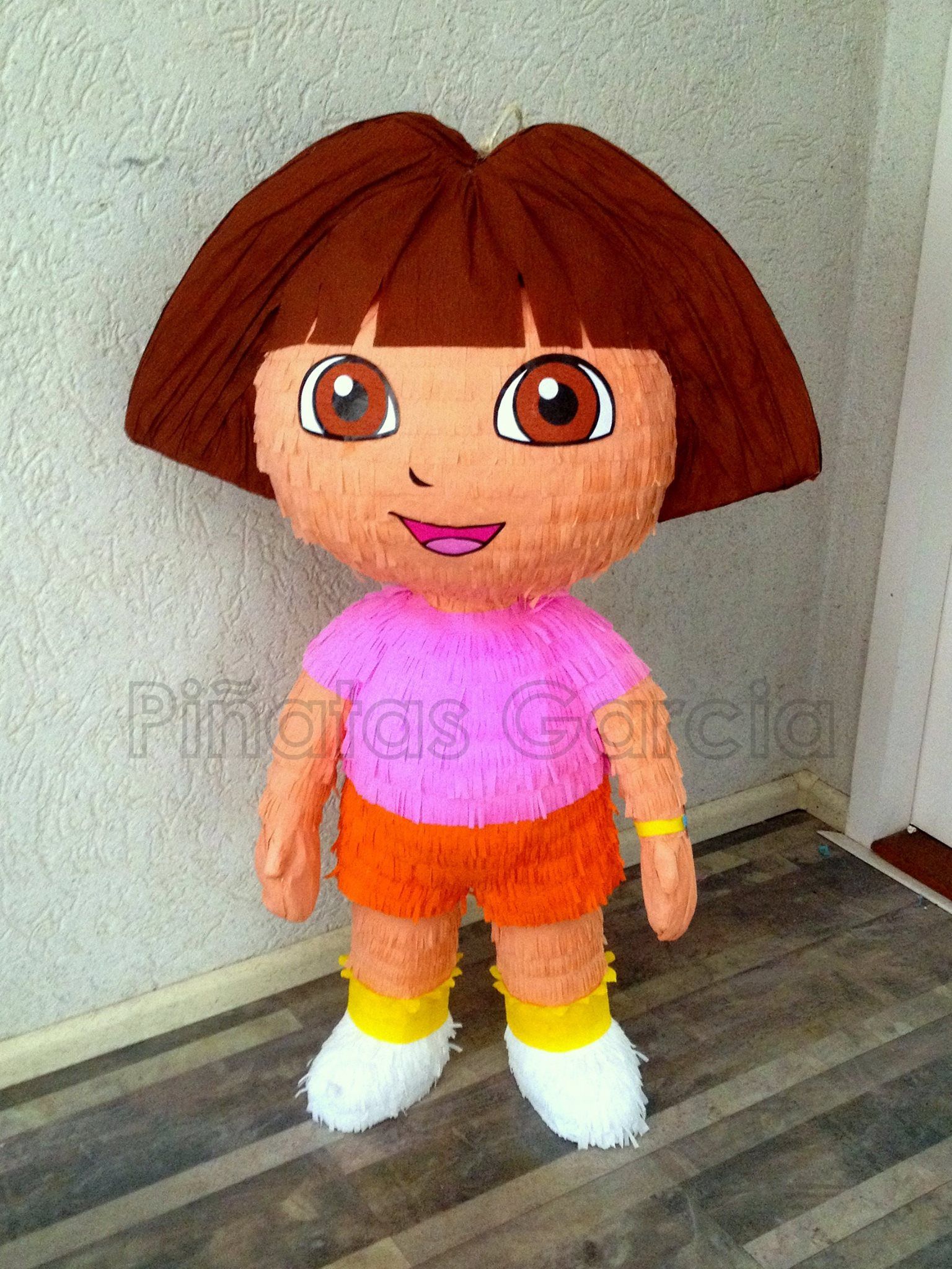 Piñata Dora
