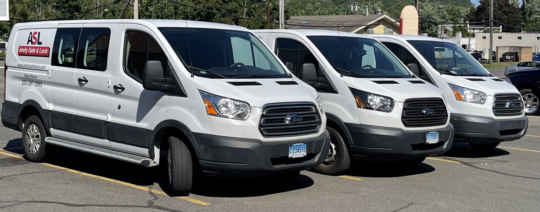 Car Parking — Woodbridge, CT — Amity Safe & Lock