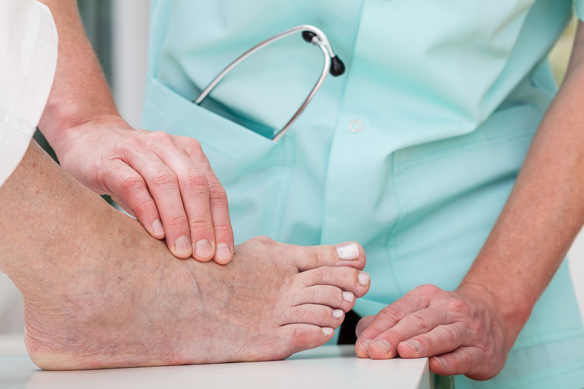 Is Lapiplasty Better Than Traditional Bunion Surgery?