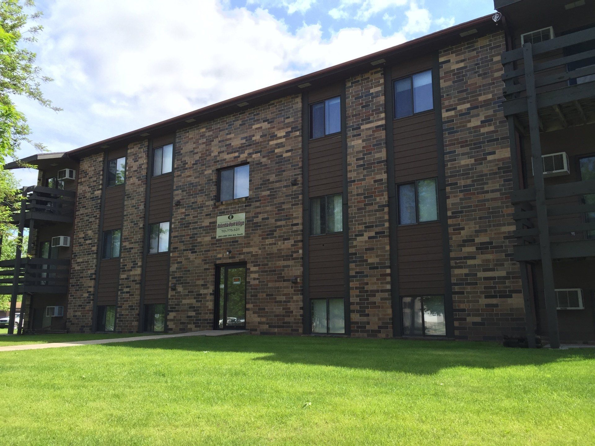 Columbia Park Apartments Exterior Photo