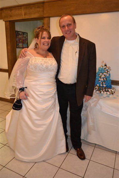 Columbus OH Venues — Smiling Newly Weds in Columbus, OH