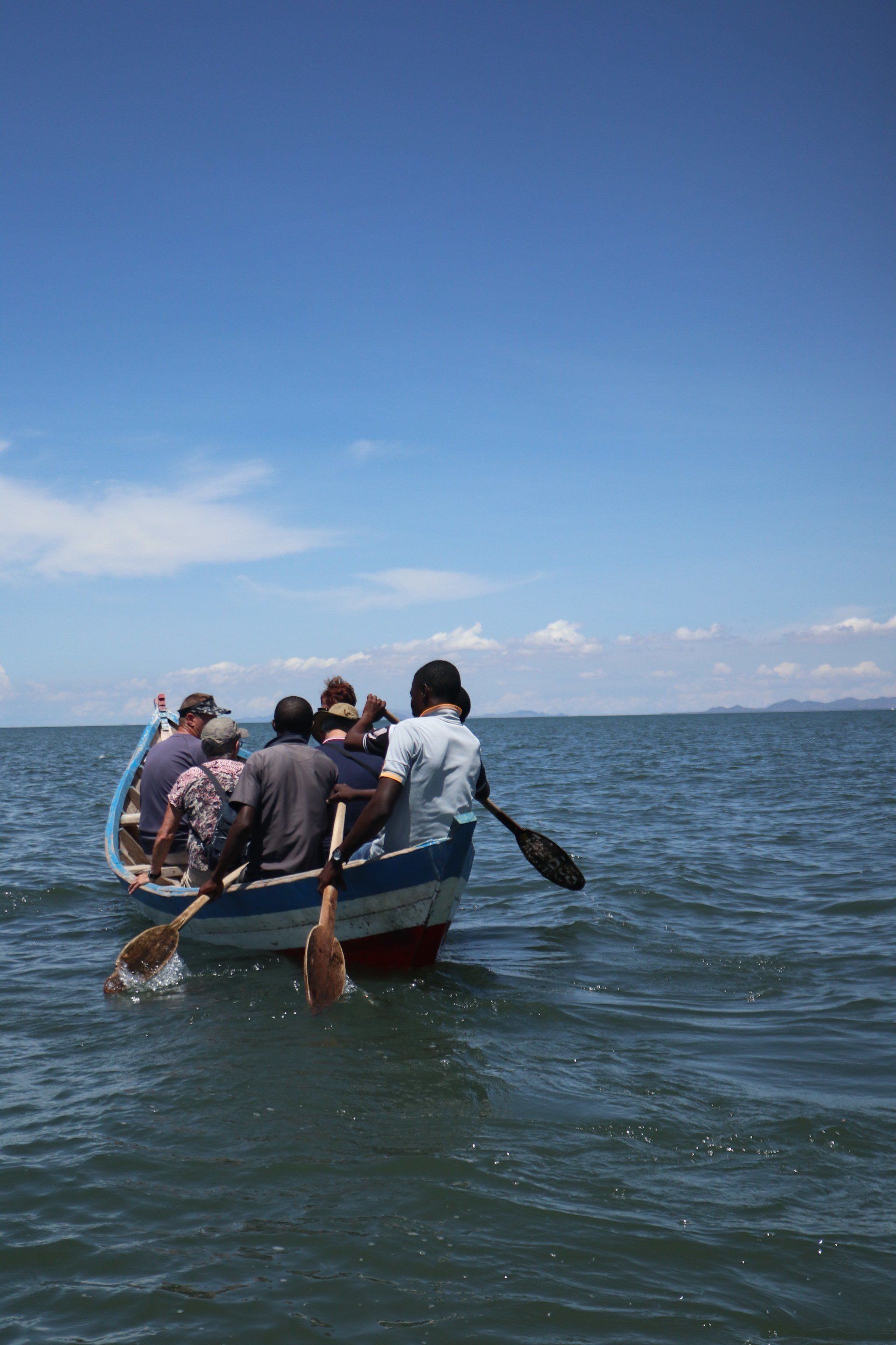 roeiboot op lake victoria 