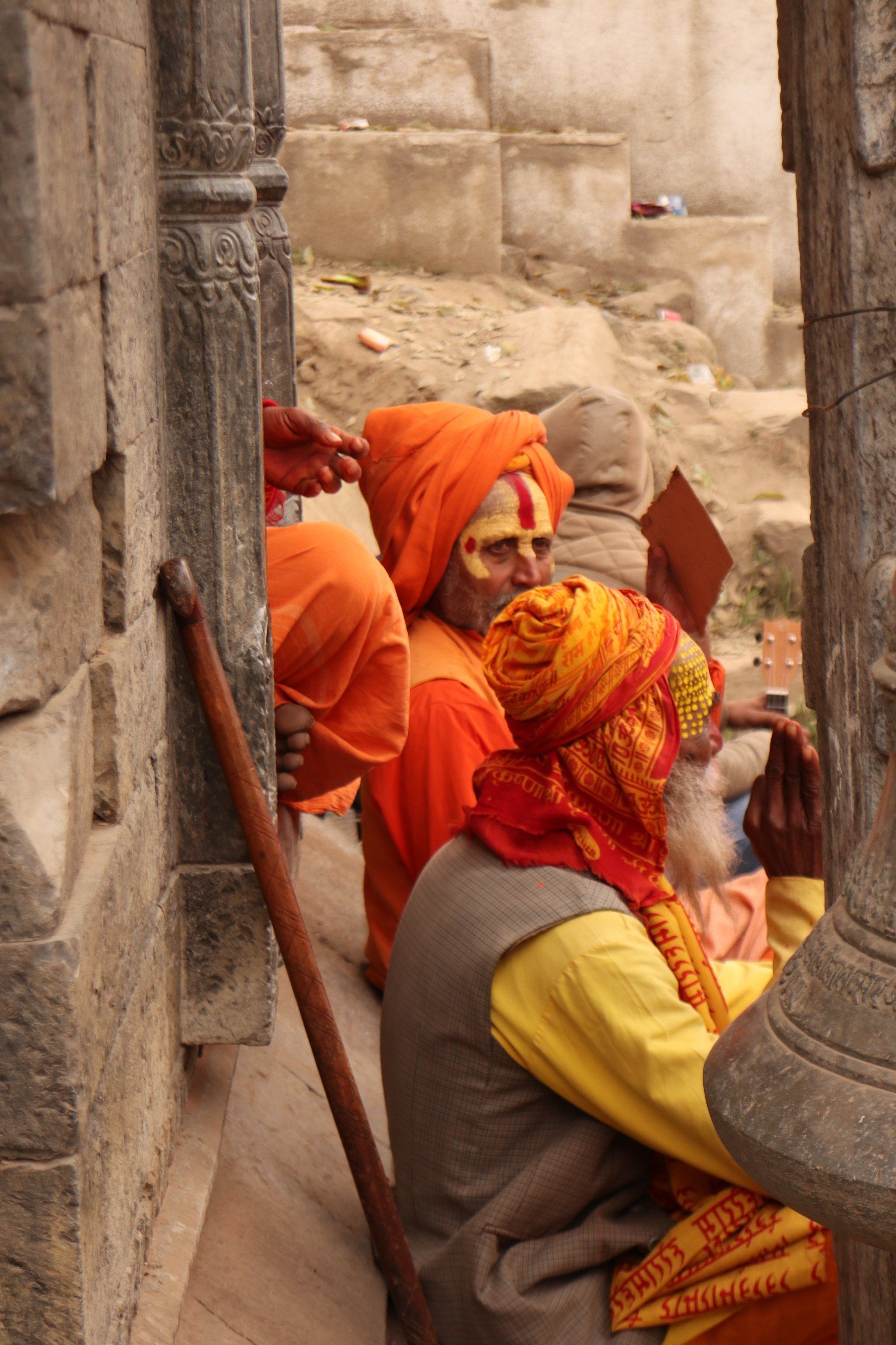 Heilige mannen ofwel Sadhoes tijdens de grote nacht van Shiva in Kathmandu