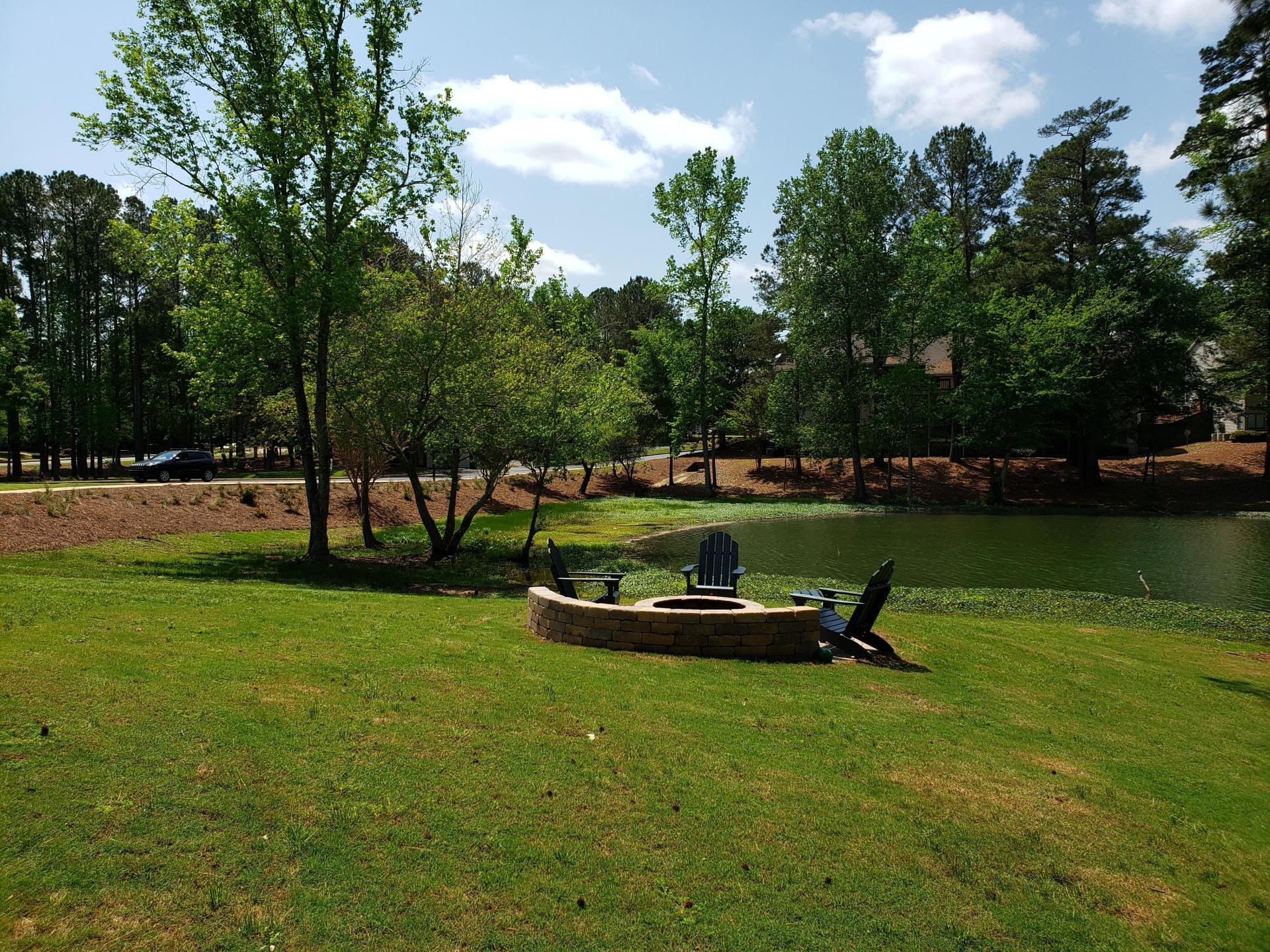 The Village at Lakeside Apartments Mulberry Properties, LLC