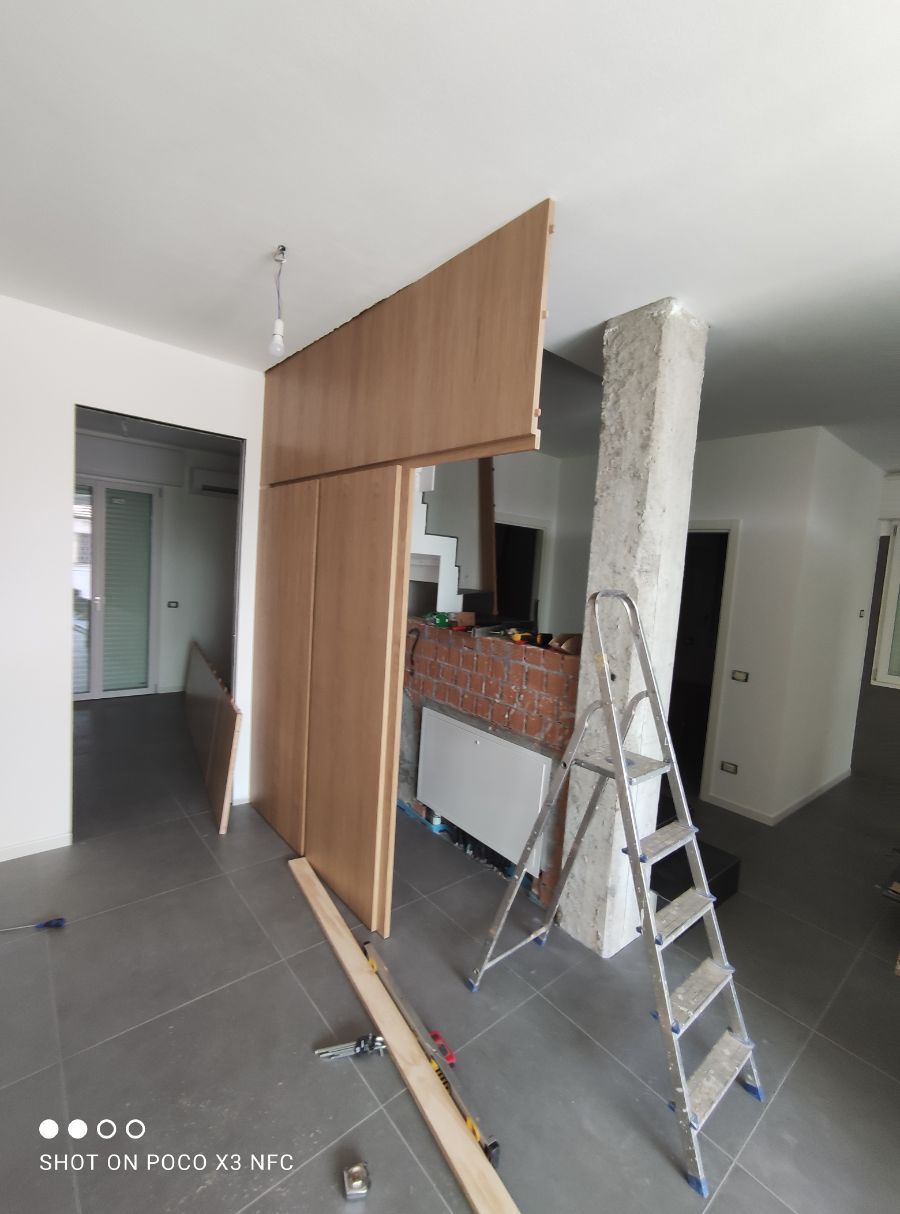 montaggio di un armadio