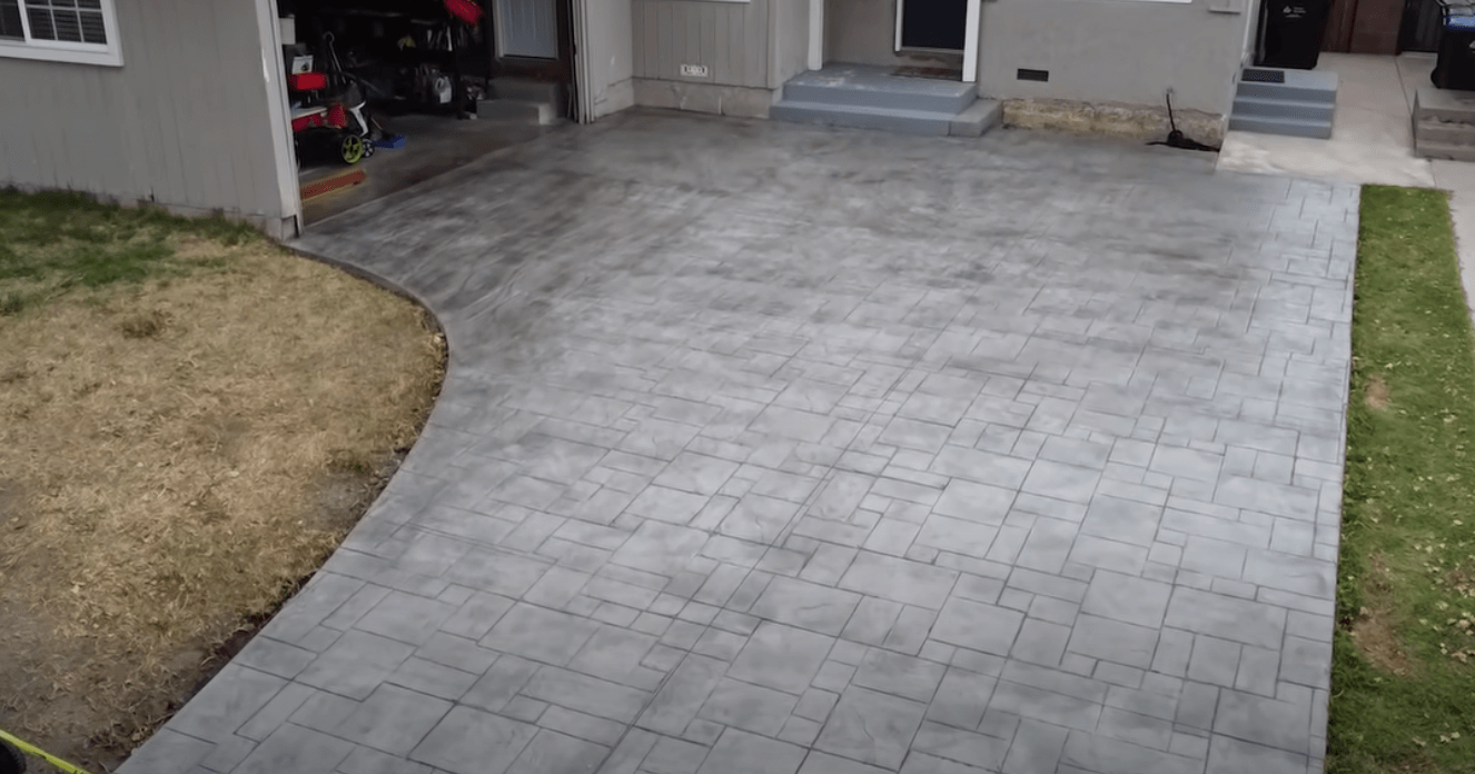 new driveway installed by concrete company in naperville, IL