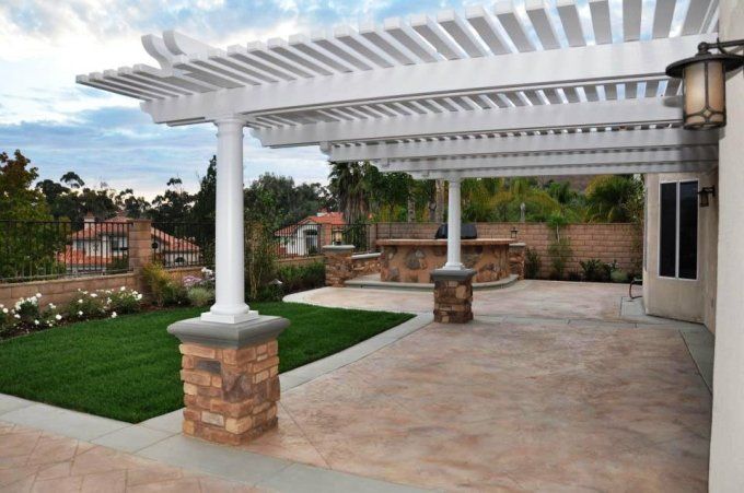 Wide Front Entrance Lattice Roof – Bakersfield, CA – Bakersfield Patios Covers
