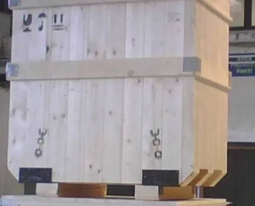 Casse in tavole di legno maschiate