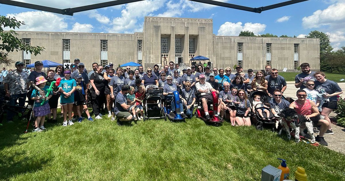 A group shot of everyone who turned out for VIPS during Walking for Dreams.