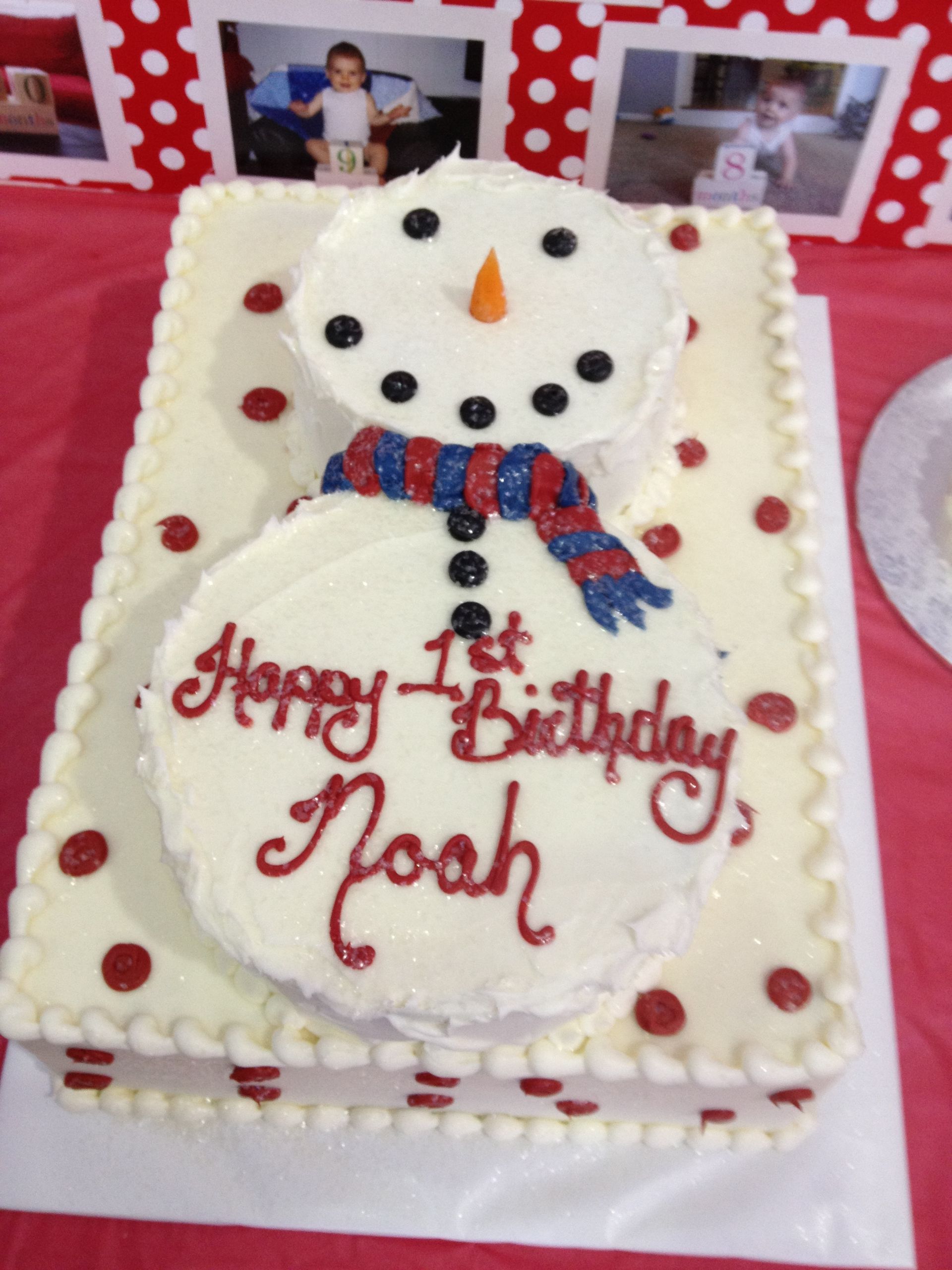 a cake that says happy 1st birthday noah on it