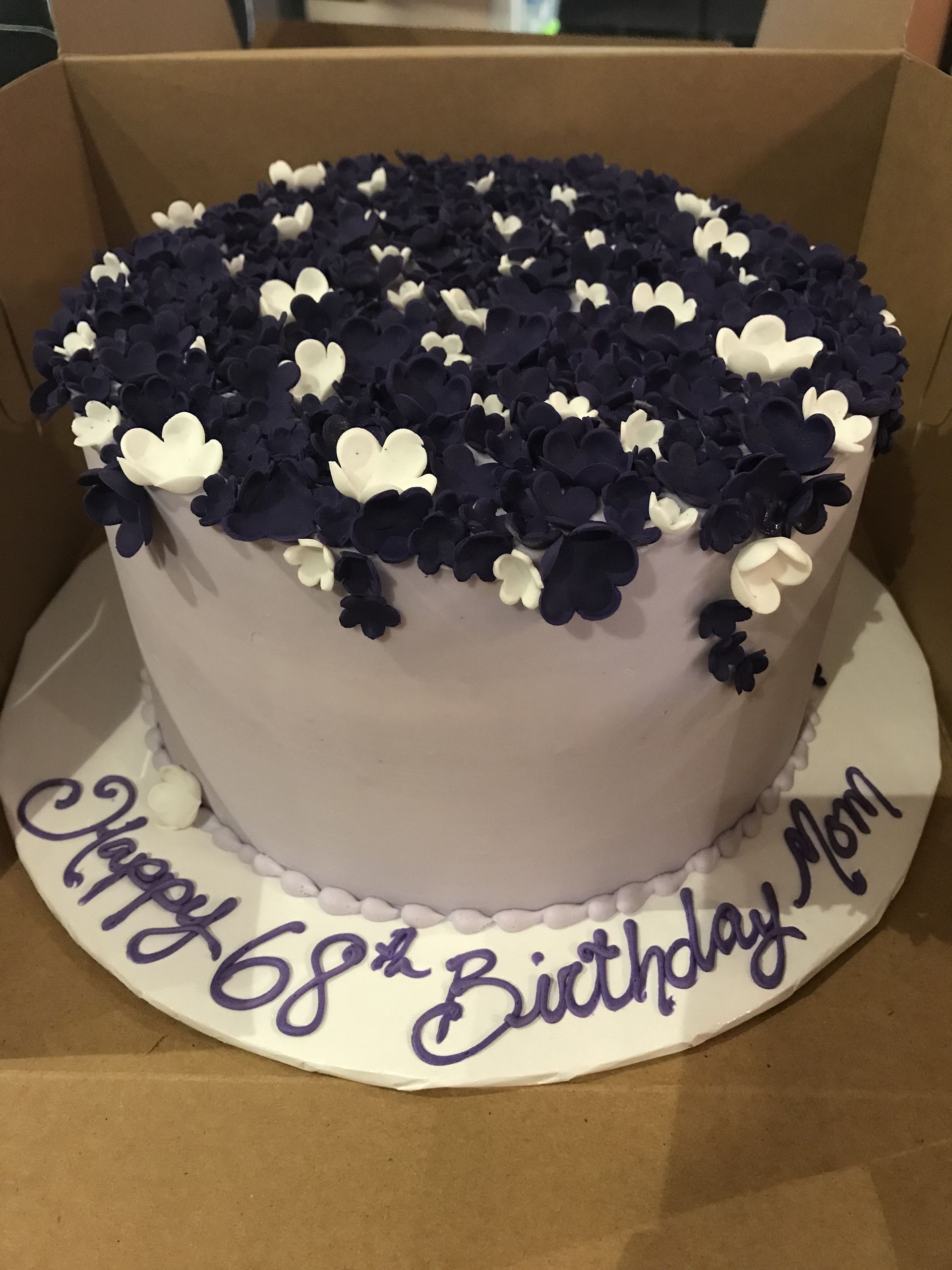 a birthday cake for a 68 year old woman