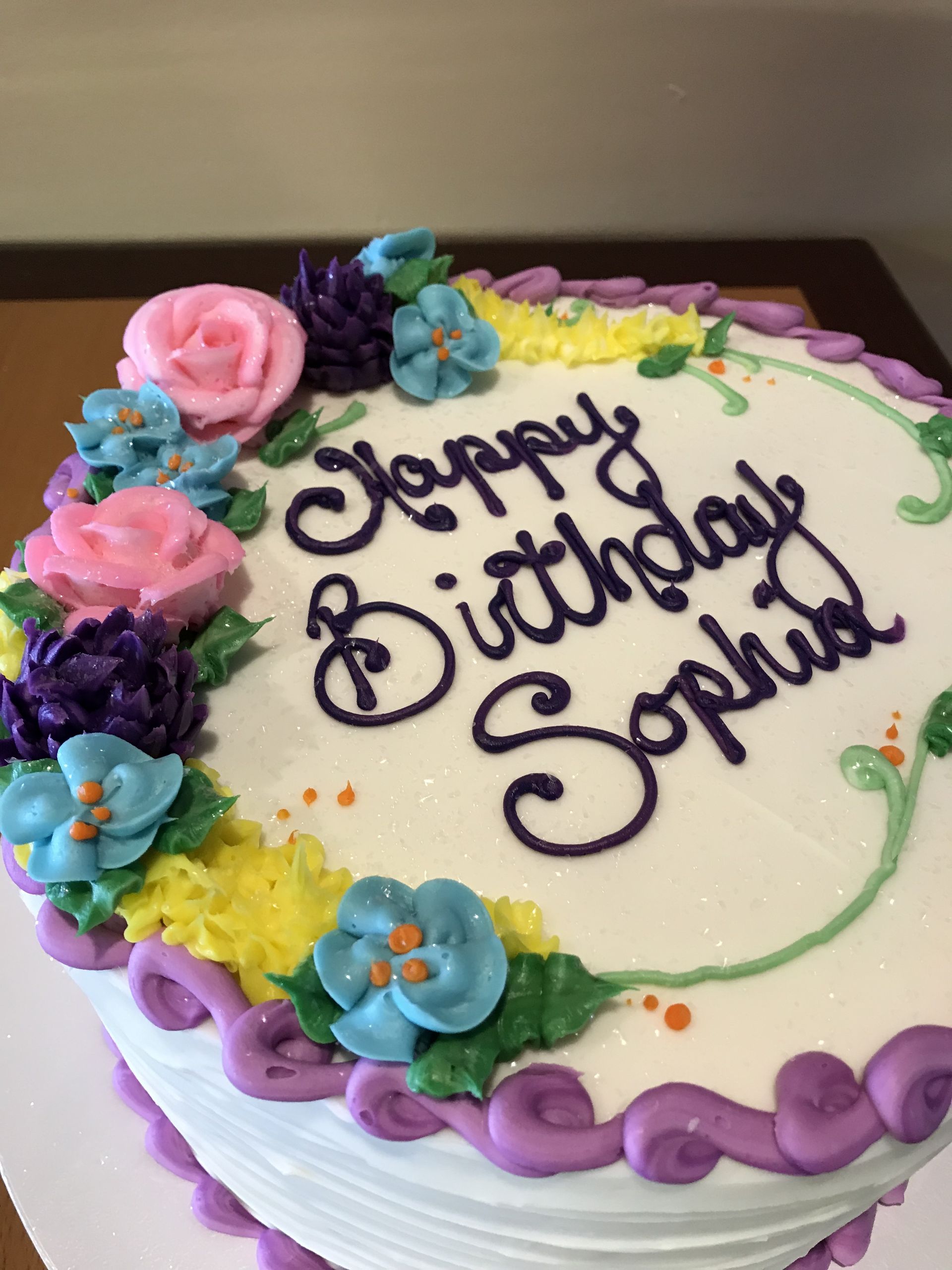 a birthday cake that says happy birthday sophia on it