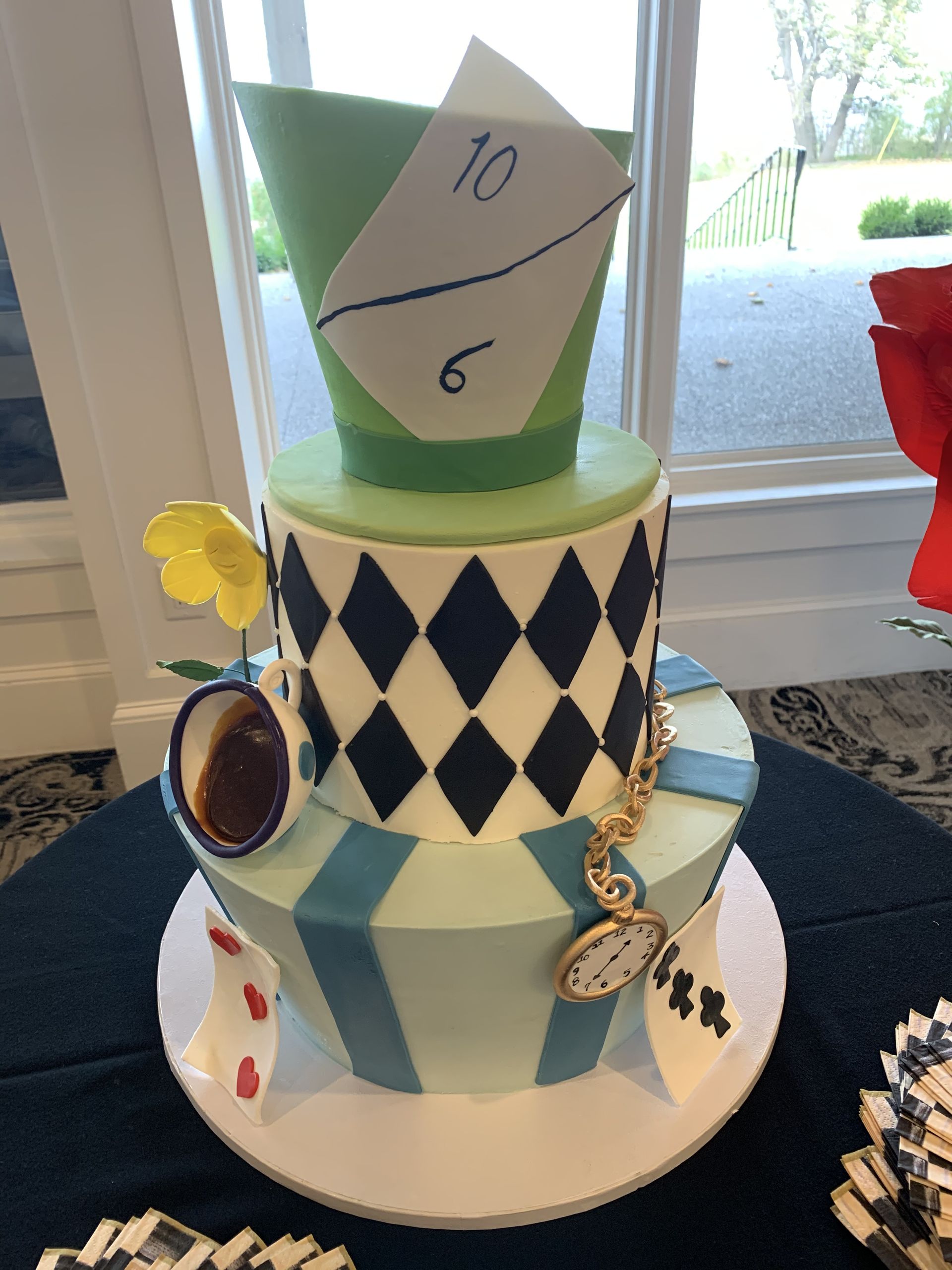 a cake in the shape of a mad hatter 's hat