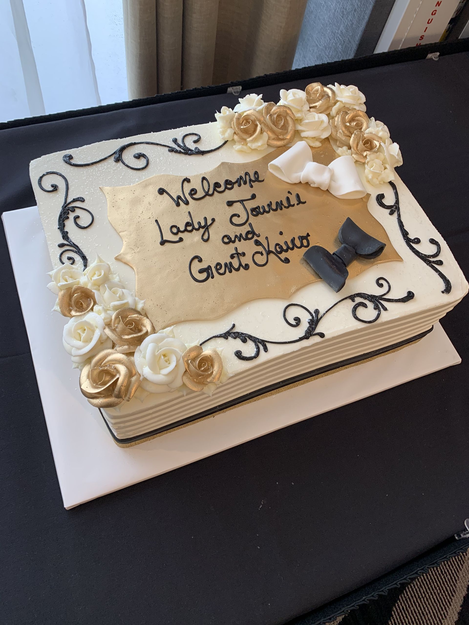 a cake that says welcome lady james and great jesus on it