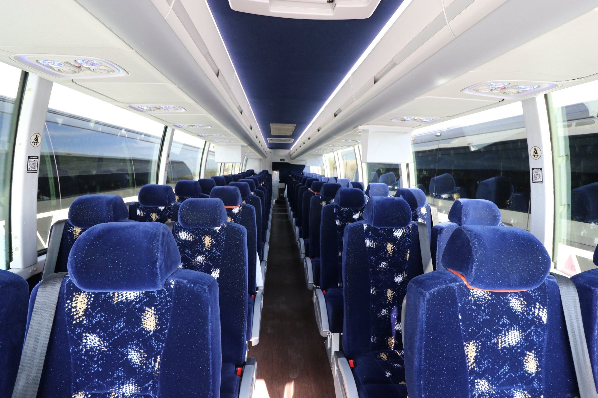 54 Passenger Luxury Coaches Volvo — Tucson, AZ — Mountain View Tours