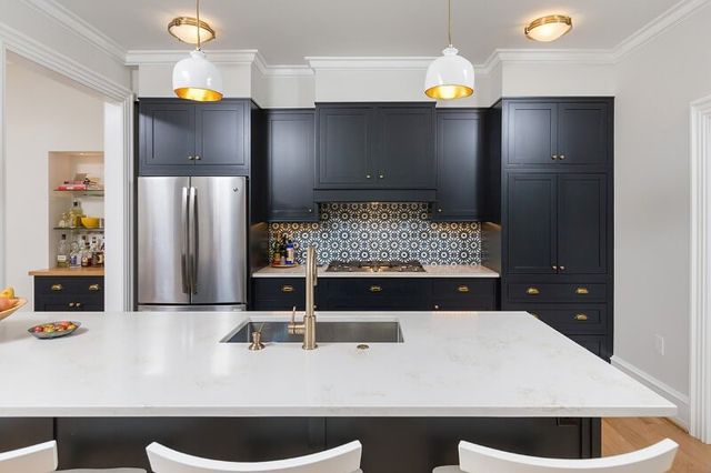 5 Things to Consider before Picking Your Perfect Kitchen Cabinet