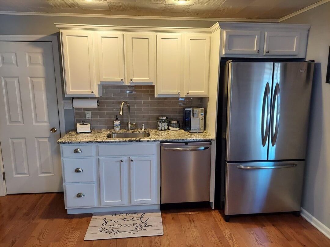 Monmouth County NJ kitchen remodeled by Oceanside Painting & Refinishing