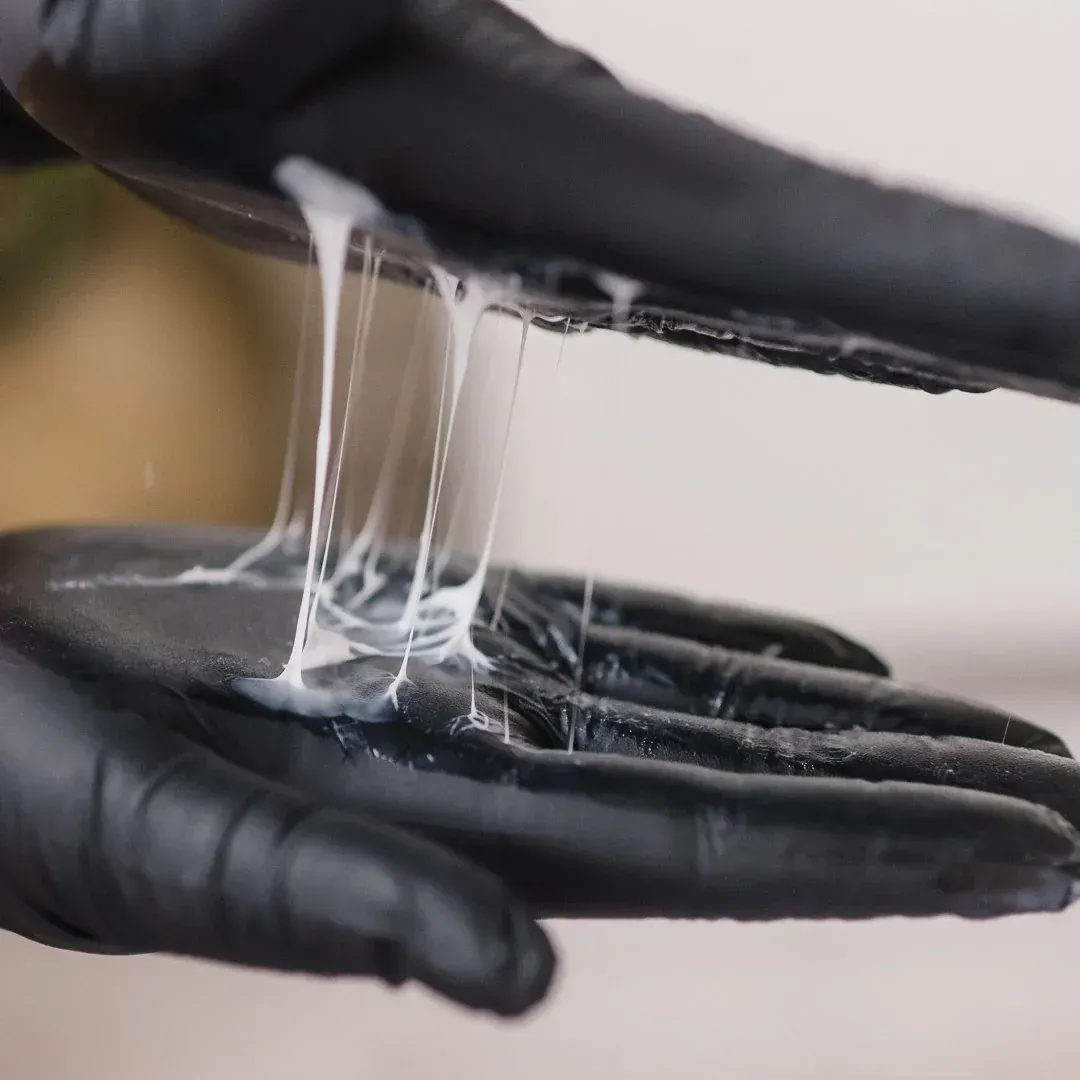 Neck Lifting Cream, Collagen Thread Fibers, smooths and lift sagging neck skin. Great for check and face as well