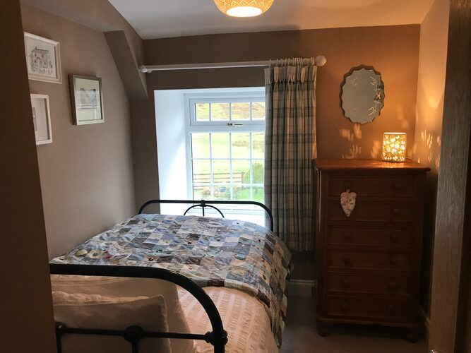 Blades Cottage 2nd bedroom