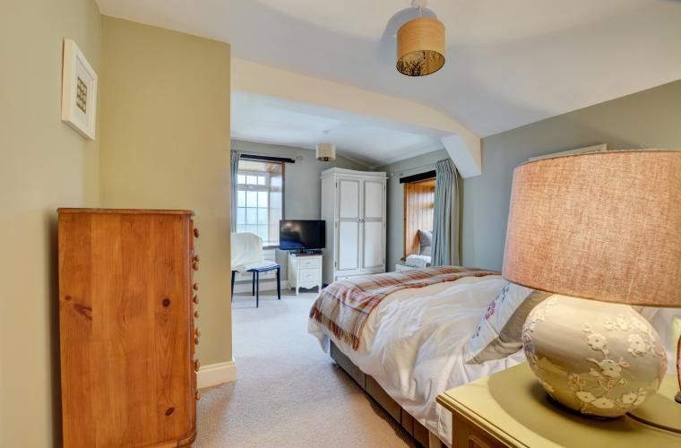 Blades Cottage Bedroom