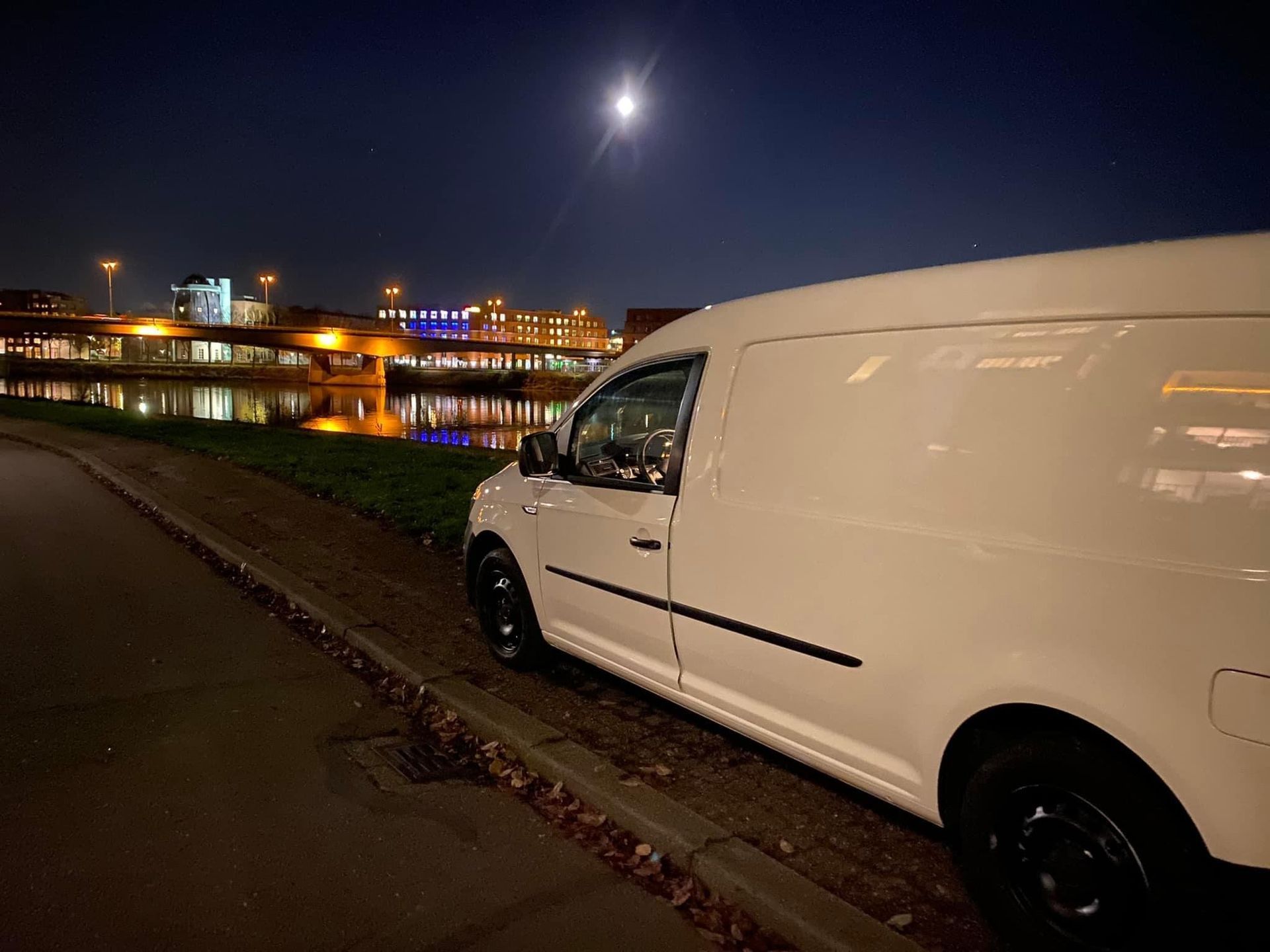 nachtkoerier limburg venlo weer roermond venray geleen born eindhoven