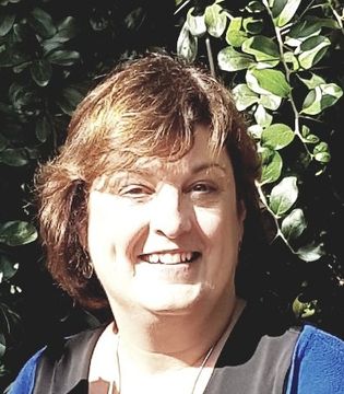 Lynn Overhill