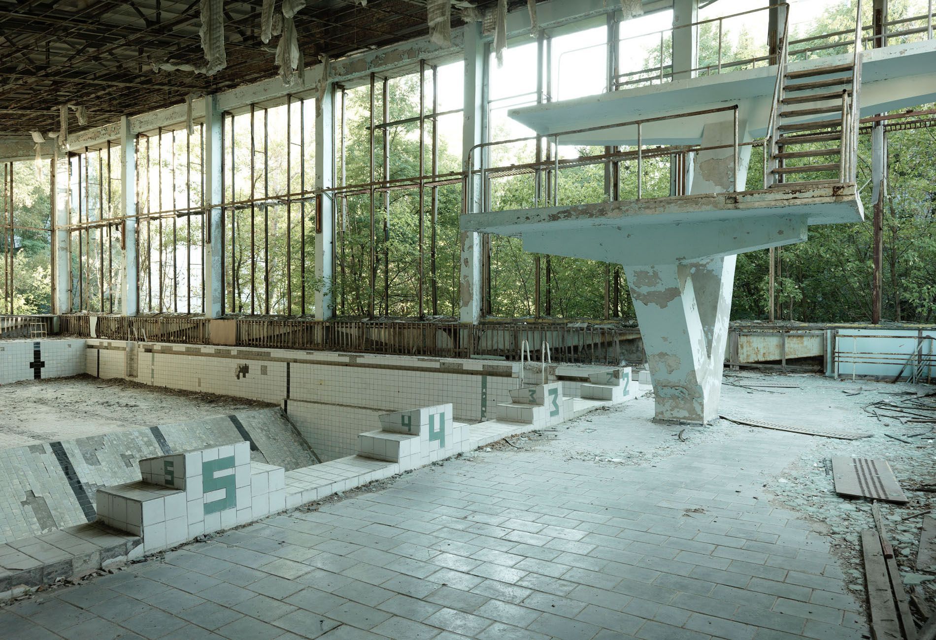 chernobyl art series color grading, tobias winkler, postproduction, bildbearbeitung Muenchen, retouching, Christopher Thomas 2