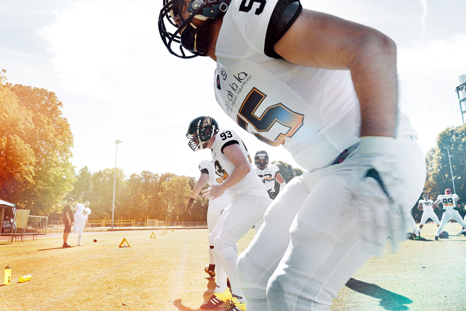 image look creation tobias winkler bildbearbeitung muenchen, post production, retouching, axel thomae, football player 5