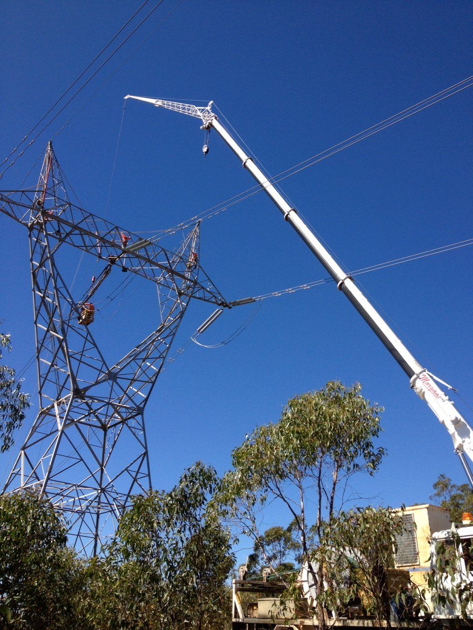 55T Liebherr All Terrain Crane working with SA Power Networks Crane Transmission Tower