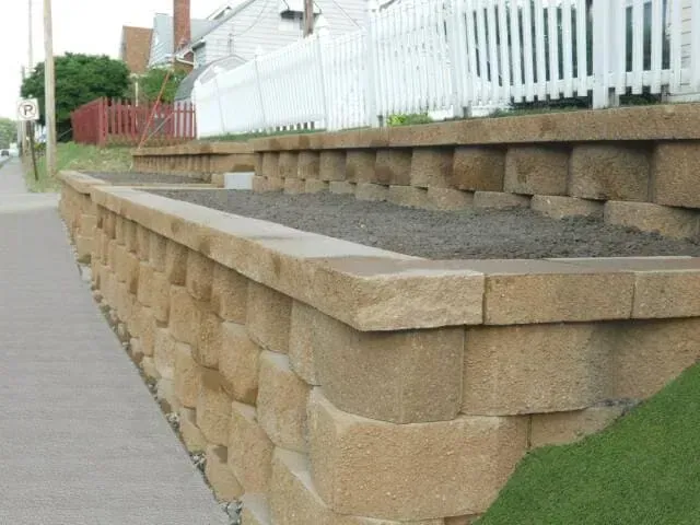Keystone Retaining Wall- Moline, IL - C & J Landscaping