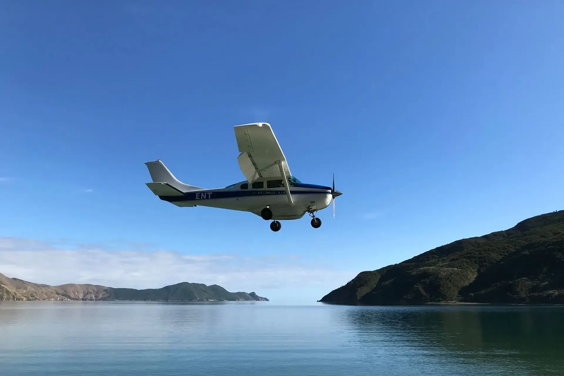 Pelorus Air - Discover Pelorus Sounds