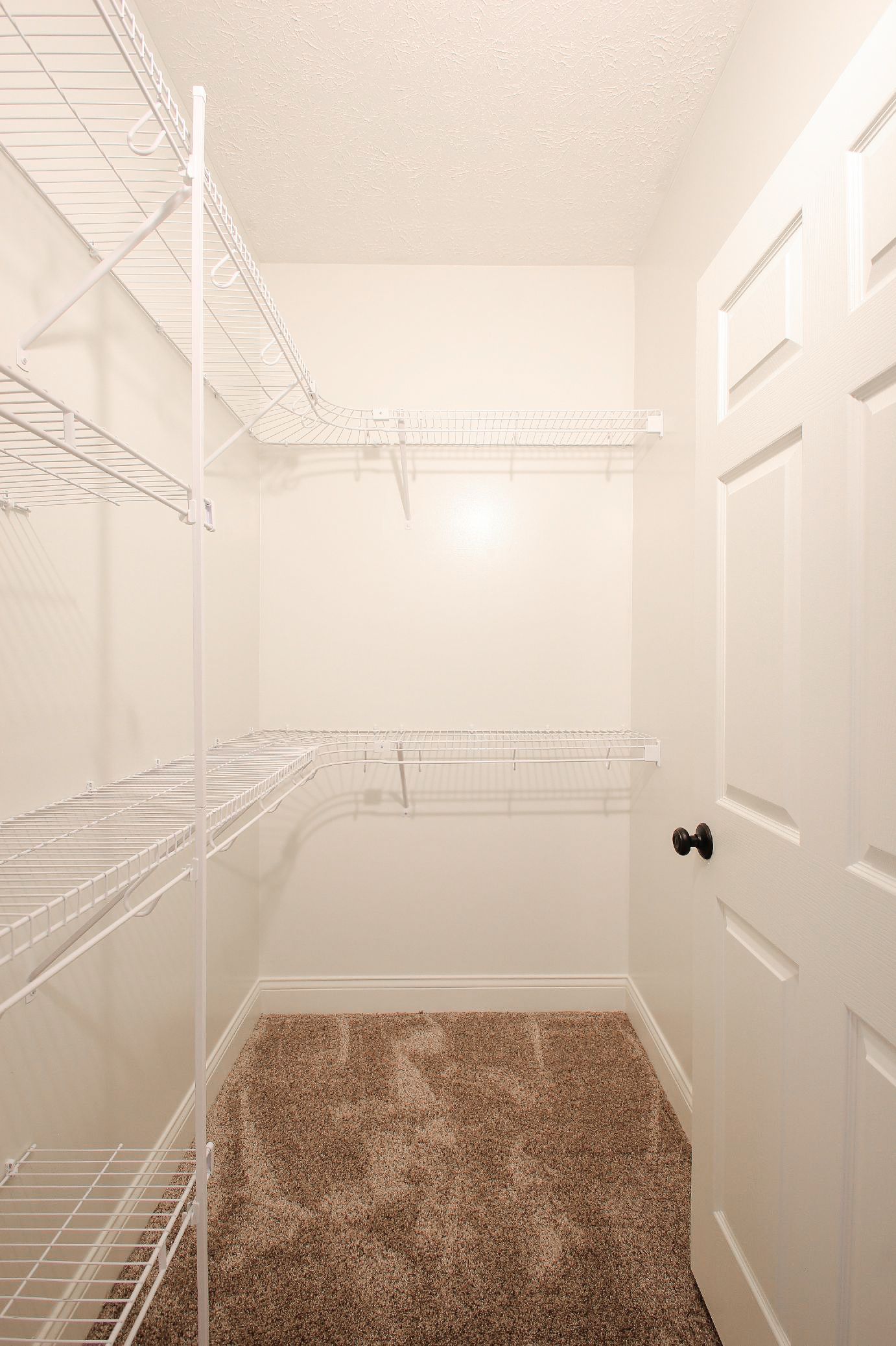 Excellent Storage & Expansive Closets