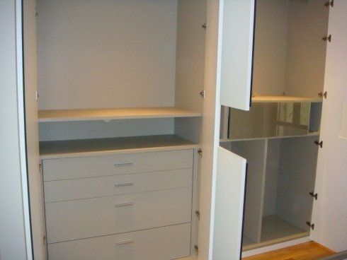 armadio con cassettiera