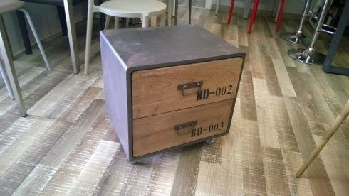 cassettiera in legno