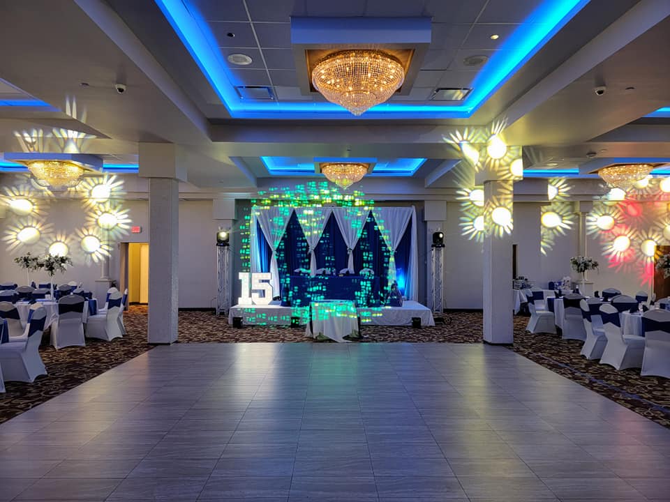 Banquet Hall With Stage — Streamwood, IL — Amor Banquet