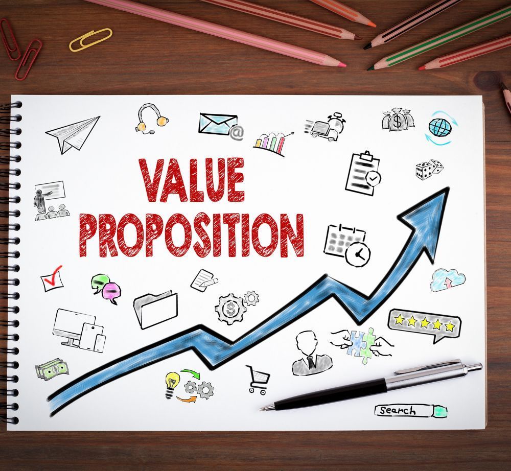 Un cuaderno con las palabras propuesta de valor escritas en él.
