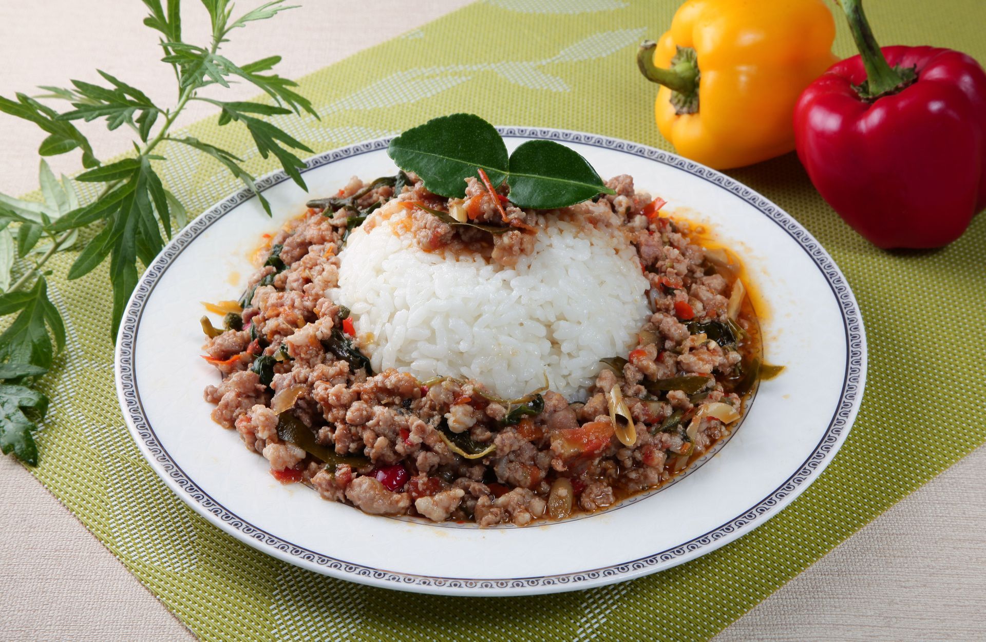 泰式打拋豬（微辣）